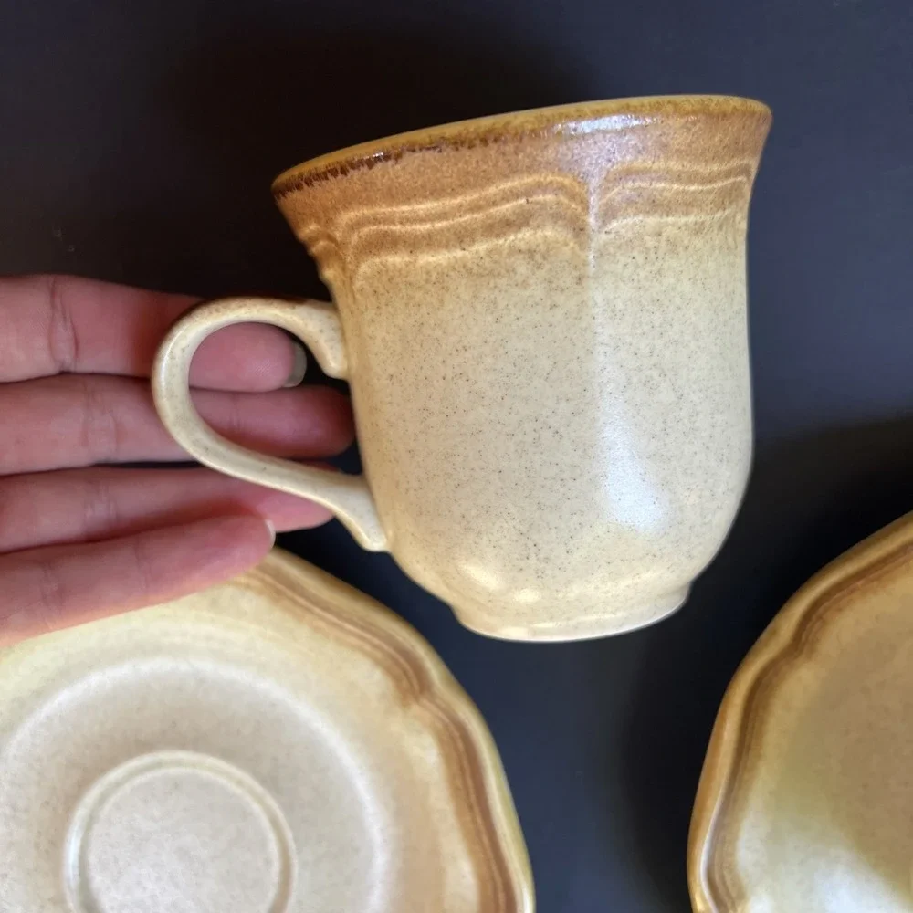 VTG Mikasa Whole Wheat E8000 Cups & Saucers Set of 2 Japan Stoneware EUC